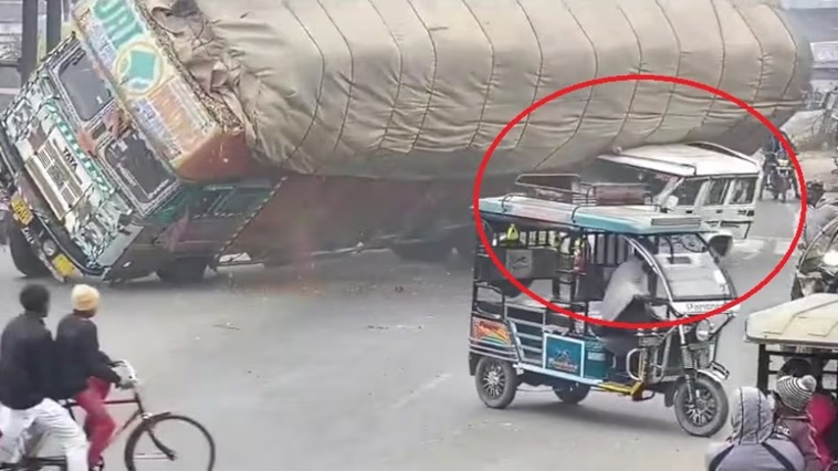 Rampur Accident News, UP Road Accident, Overloaded Truck Accident, Rampur Bolero Accident, Uttar Pradesh Accident News, Rampur CCTV Accident Video, Truck Overloading News, Nainital Road Accident, Rampur Police News, Latest UP News