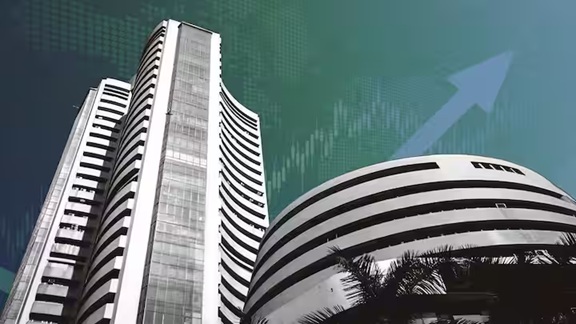 Share Market Today, Sensex Today, Nifty Today, Indian Stock Market News, Sensex 85000, Nifty 25966, US Inflation Impact, Rupee Strength, IT Stocks, Pharma Stocks, Market News Hindi
